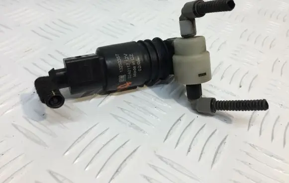 Opel Insignia A Windscreen/windshield washer pump 13250357