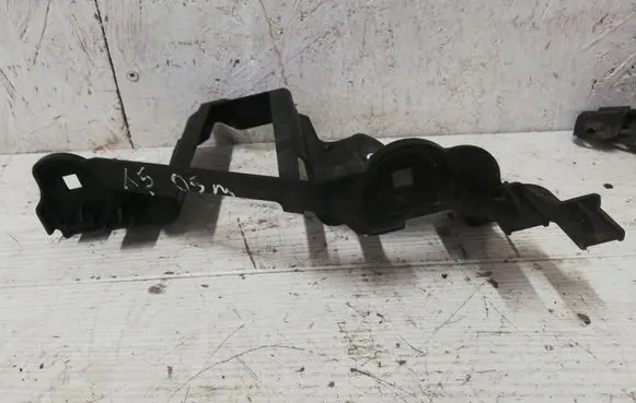 BMW X5 E53 Headlight/headlamp mounting bracket