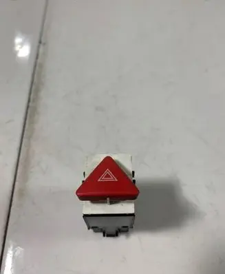Volkswagen PASSAT B6 Hazard light switch 3C0953509 24306V29