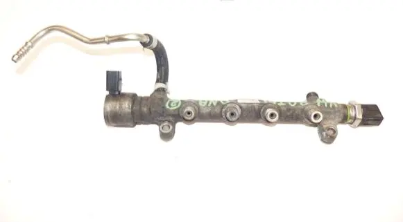 Volkswagen Crafter Fuel main line pipe 04L093A 04L130764E