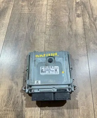 Mercedes-Benz ML W164 Engine control unit/module A6421509678 1039S21388 0281013753