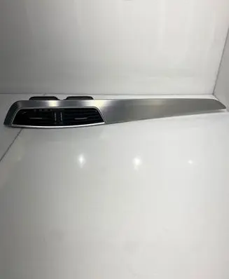 Mercedes-Benz C W204 Dashboard center trim panel A2046807071