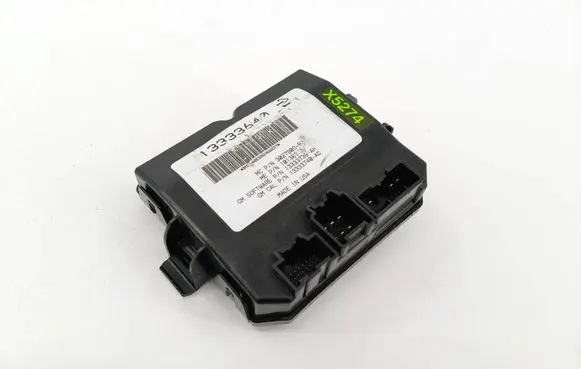 Opel Insignia A Tailgate/trunk control unit/module 13333640