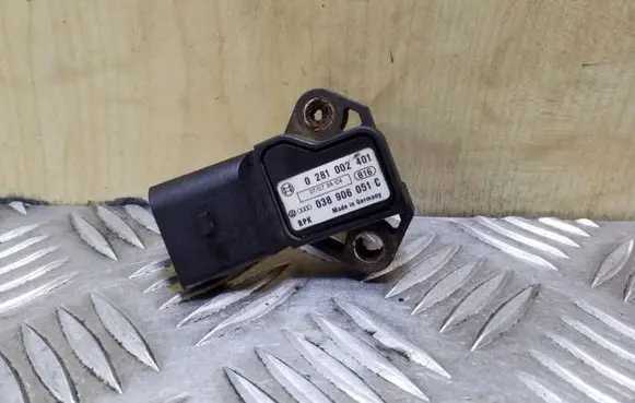 Audi A5 8T 8F Air pressure sensor 0281002401 038906051C
