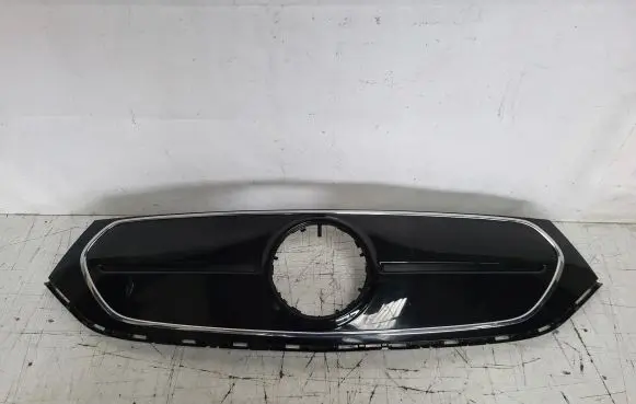Mercedes-Benz EQB Front grill