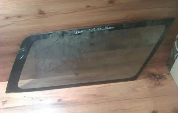 Subaru Legacy Rear side window