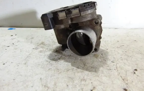 Renault Trafic II (X83) Throttle valve 8200330810