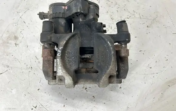 Subaru Forester SK Rear brake caliper 26620SJ000