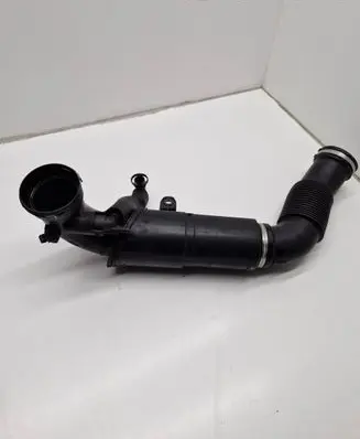 BMW X1 F48 F49 Air intake hose/pipe 13717619268 7619268 23557610