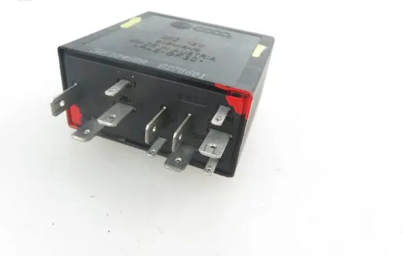 Audi A6 S6 C5 4B Glow plug pre-heat relay 4B0955531D