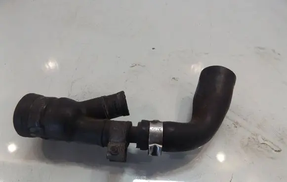 Volvo XC90 Engine coolant pipe/hose 3067785