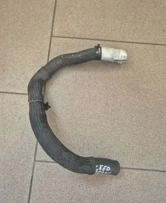 Engine coolant pipe/hose