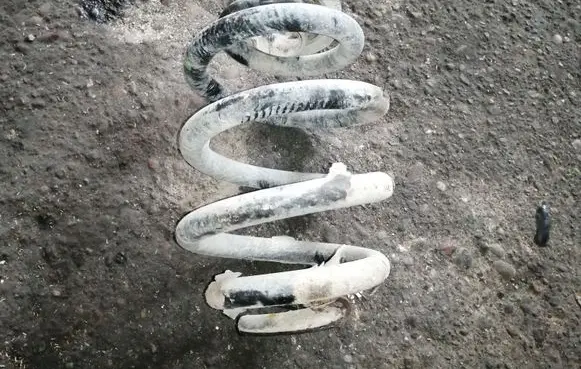 Volkswagen Multivan T5 Rear coil spring