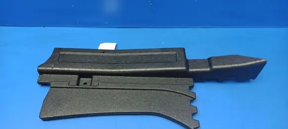 Trunk/boot lower side trim panel