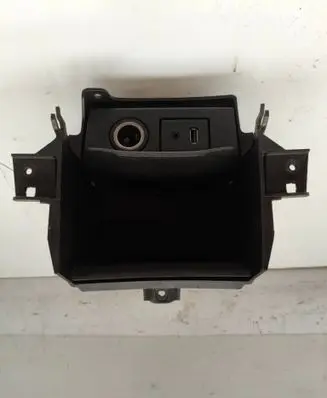 Opel Zafira C Dashboard storage box/compartment 13293521
