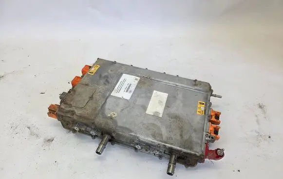 Jaguar F-Pace Voltage converter inverter L8A2-14A750-AK