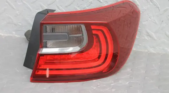 KIA Ceed Rear/tail lights 92402-J70 92402J7050 92402-J7050