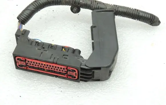 Ford Fiesta ABS module connector plug 1355513D 1355513