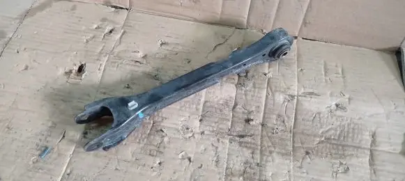 Chevrolet Camaro Rear control arm 22974128