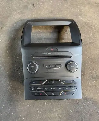 Ford S-MAX Climate control unit EM2T18E245AE