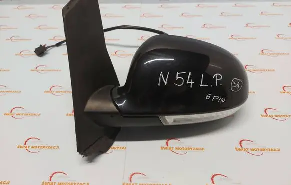 Volkswagen Golf Plus Front door electric wing mirror 