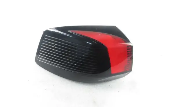 Peugeot 5008 Rear/tail lights 9811028080