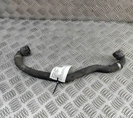 BMW 5 G30 G31 Engine coolant pipe/hose 8602652