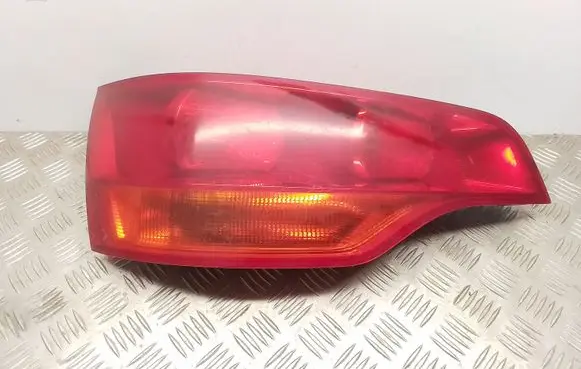 Audi Q7 4L Rear/tail lights 4L0945093A