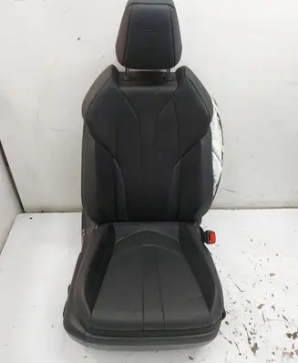 Lexus RX V Front passenger seat FOTPRAWPRZ
