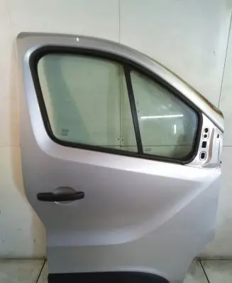 Renault Trafic III (X82) Front door