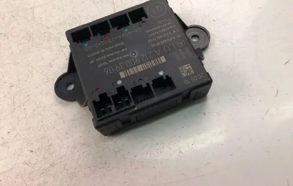 Mercedes-Benz E C207 W207 Other control units/modules A2129003906