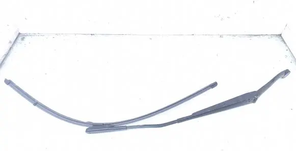 Ford Focus Windshield/front glass wiper blade 9642798680