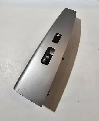 Hyundai Santa Fe Electric window control switch 3715101110