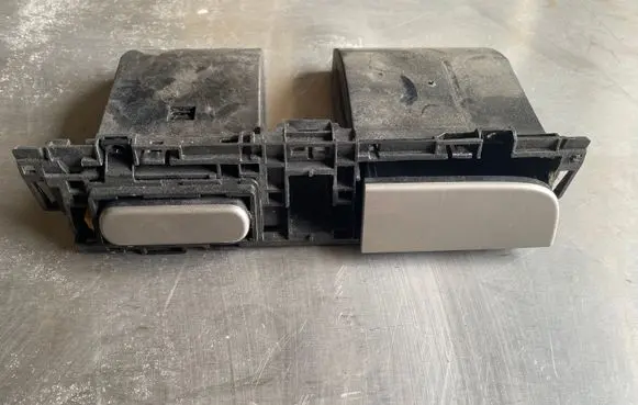 Volkswagen PASSAT B6 Phone keyboard 3C1857273