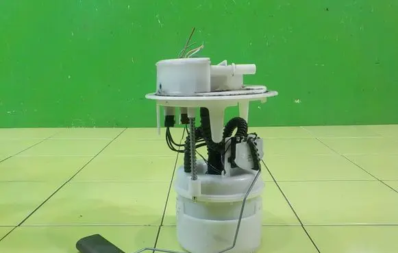 Peugeot 308 In-tank fuel pump 17AB13