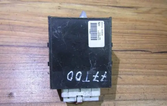Toyota Avensis T220 Other control units/modules 8974105040 89741-05040