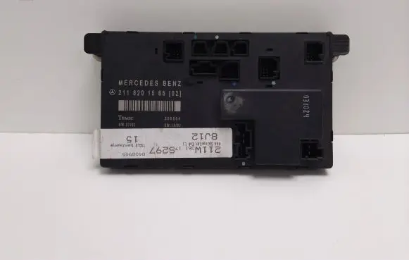 Mercedes-Benz E W211 Door control unit/module A211820158502