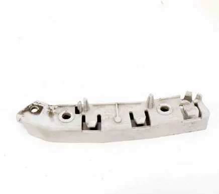 Ford Focus Front bumper mounting bracket BM5117D958A