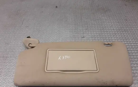 Subaru B9 Tribeca Sun visor