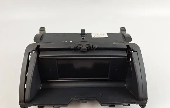 Mercedes-Benz C AMG W204 Screen/display/small screen A2048205497 A2046801231
