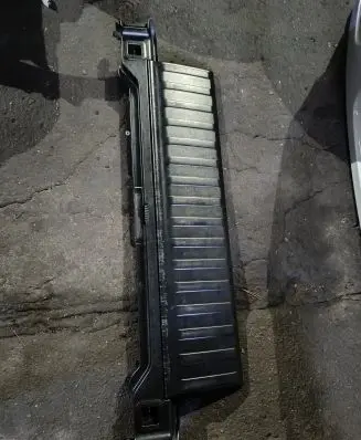 Trunk/boot sill cover protection