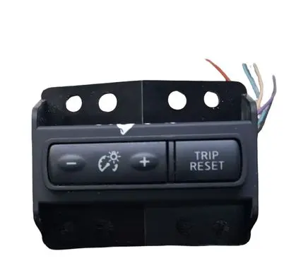 Nissan Qashqai Cruise control stalk 51221E