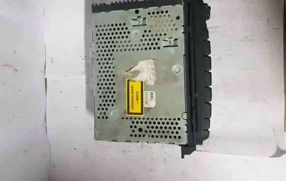 Chrysler 300M Radio/CD/DVD/GPS head unit