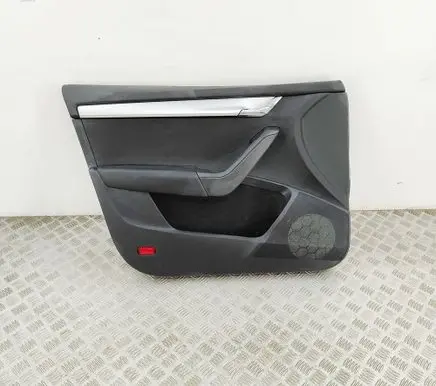 Skoda Octavia Mk3 (5E) Front door card panel trim 5E2867011A
