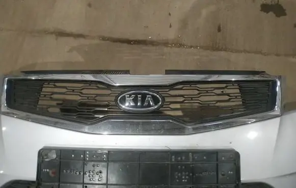 KIA Ceed Front grill