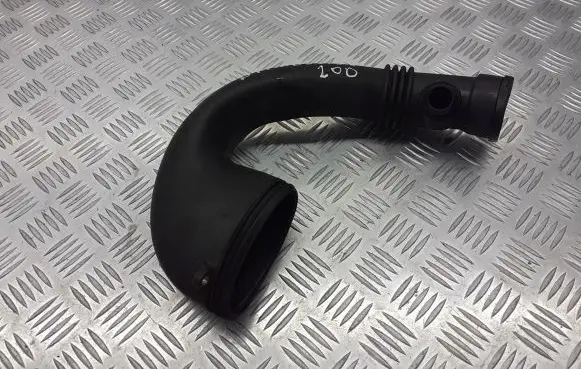 BMW 5 E39 Air intake hose/pipe 13717786639
