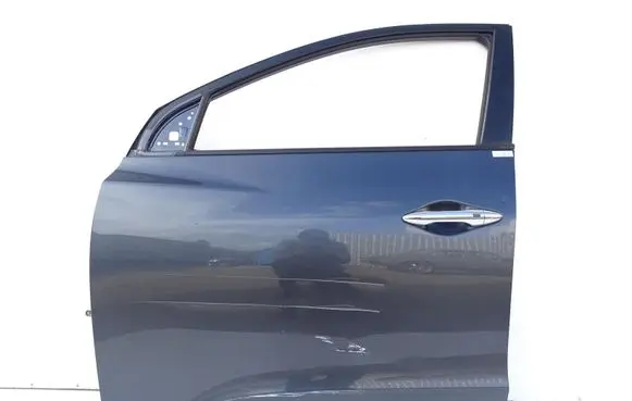 Hyundai ix35 Front door LAKIER