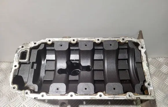 Opel Astra H Oil sump 55353306 55561654 55355007