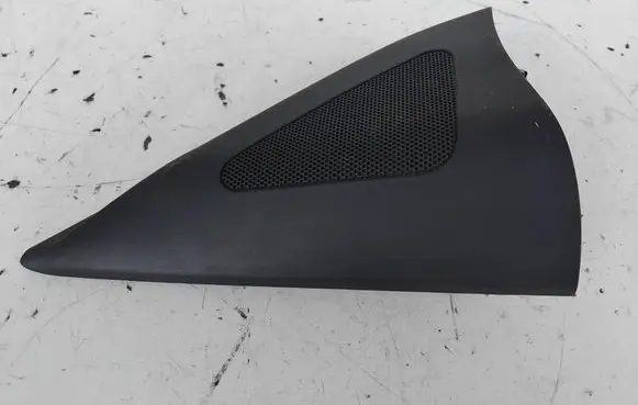 Hyundai Santa Fe Front door high frequency speaker 876512B010