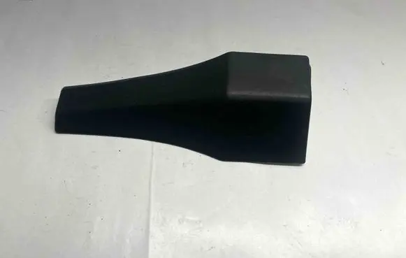 Dodge RAM 1500 DS Rear sill trim cover 68275917AA